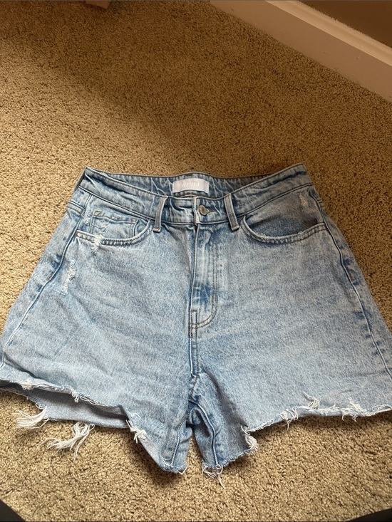 Vervet Pants - Light Wash Distressed High-Rise Denim Shorts